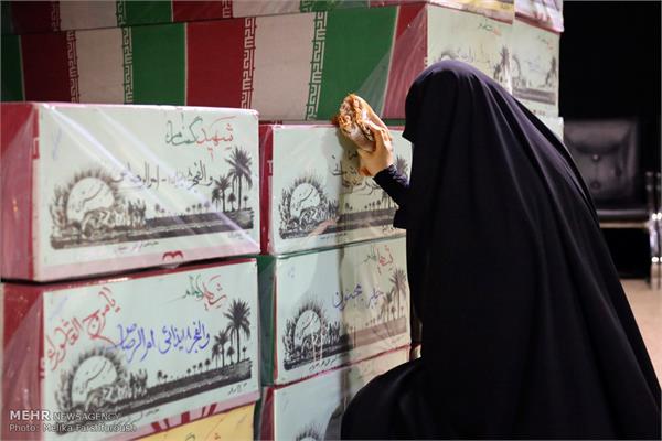 دیدار خانواده شهید دفاع مقدس سید مهدی غلامی پس از ۳۳ سال 14