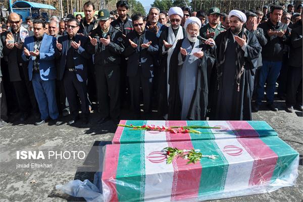 تشییع پیکر شهدای دفاع مقدس در کشور 40