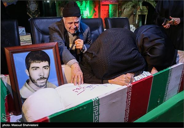 وداع با پیکر شهید تازه تفحص شده خلیل تاروردی 10