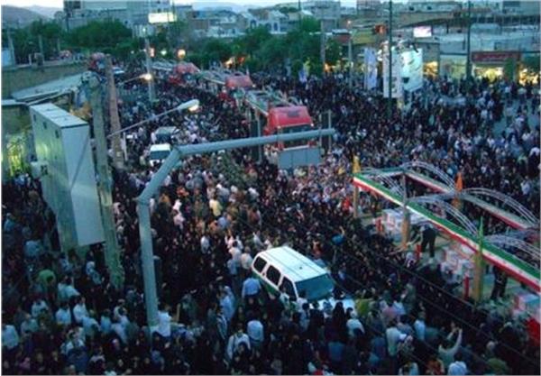 استقبال مردم اراک از کاروان شهدای گمنام