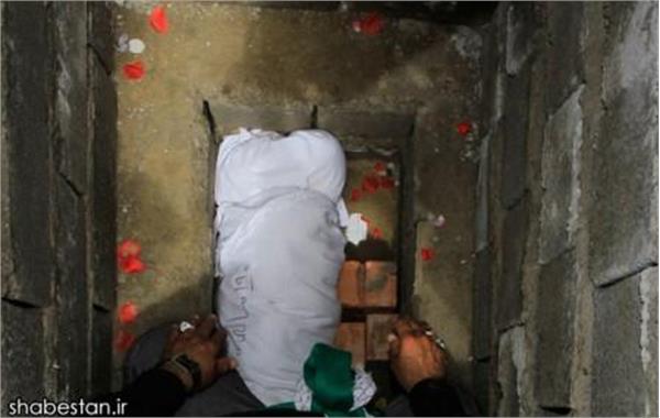 تشییع و خاکسپاری شهدای گمنام در دانشگاه جیرفت