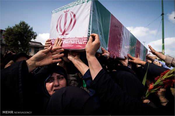 تشییع پیکر دو شهید گمنام در رشت 3