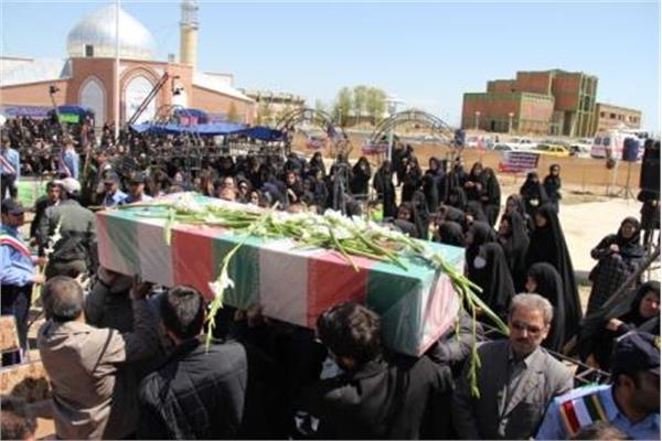 تشییع و خاکسپاری دو شهید گمنام دردانشگاه علوم پزشکی ارومیه