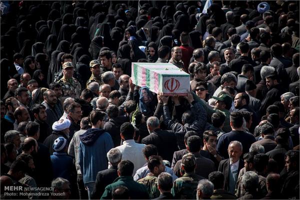 تشییع پیکر شهدای هشت سال دفاع مقدس در قزوین 9