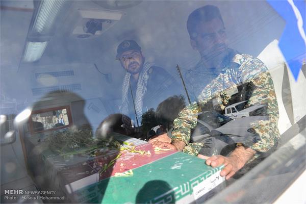 تشییع پیکر دو شهید گمنام در شهر بیدروبه اندیمشک 1