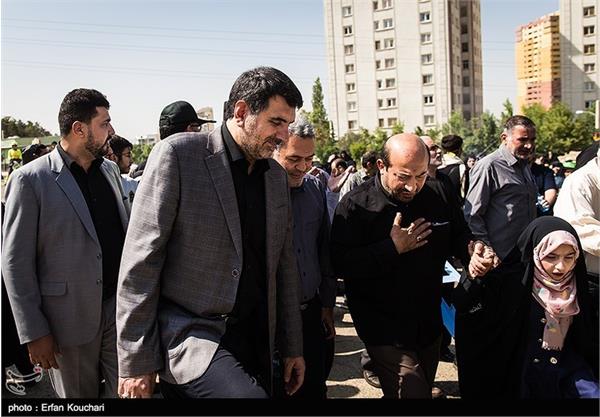 مراسم تشییع و خاکسپاری دو شهید گمنام در شهرک قائم تهران 7