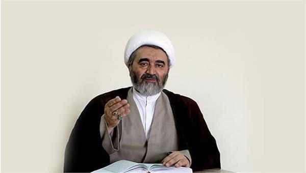 جایگاه والای شهدا از منظر قرآن کریم/ معنای زنده بودن شهید چیست؟