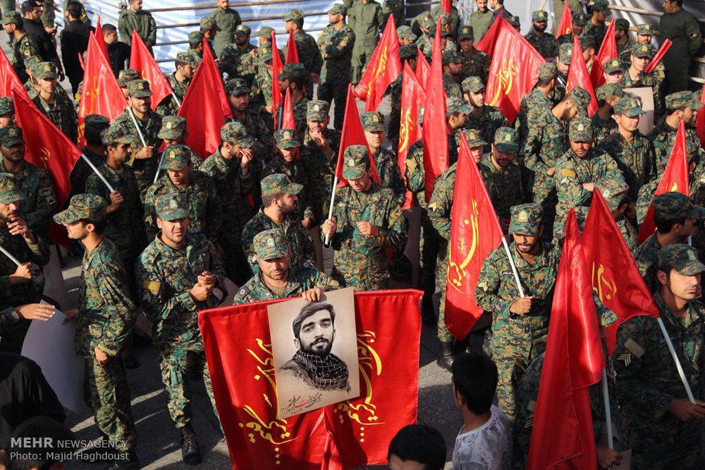 مراسم تشییع شهید محسن حججی در میدان امام حسین (ع) 1