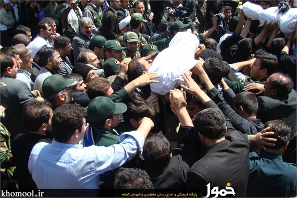 تشییع و خاکسپاری شهدای گمنام شهرستان گرمی اردبیل