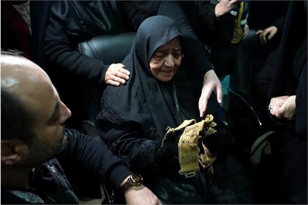 وداع با پیکر مطهر بسیجی تازه تفحص شده "حسین نکو قدم" - 8 بهمن 1403 5