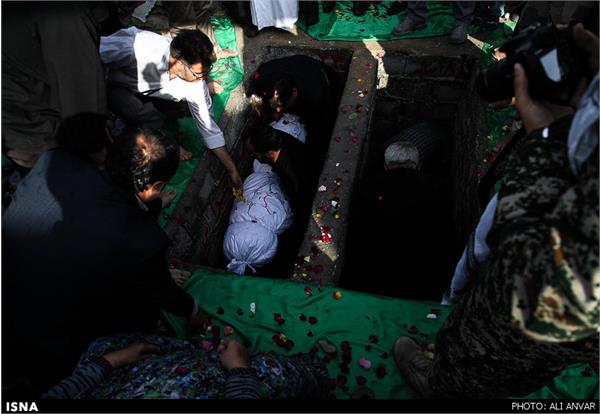 تشییع و خاکسپاری دو شهید گمنام در اردبیل 15