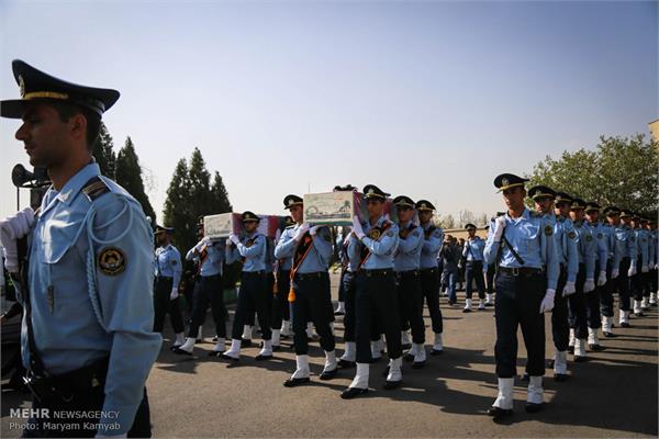 مراسم تشییع پیکر دو شهید گمنام در شهرک آسمان 4