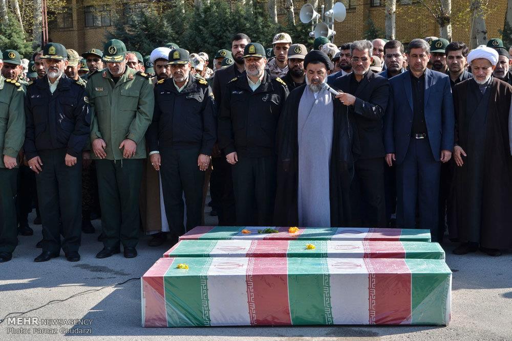 مراسم تشییع پیکر سه شهید گمنام در خرم آباد 1