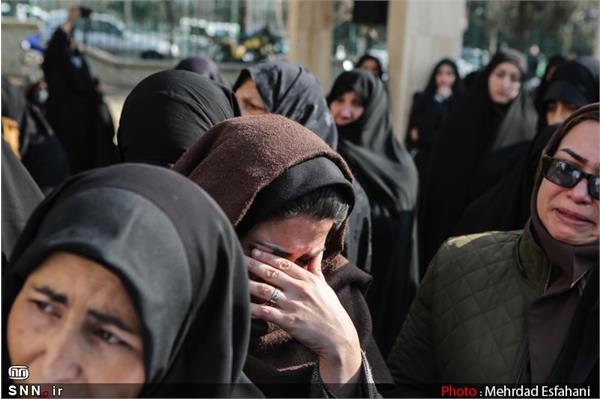 تشییع و تدفین شهید گمنام در کوی دانشگاه تهران 26