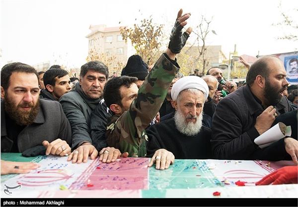 تشییع پیکر ۸ شهید گمنام دفاع مقدس در تهران  15