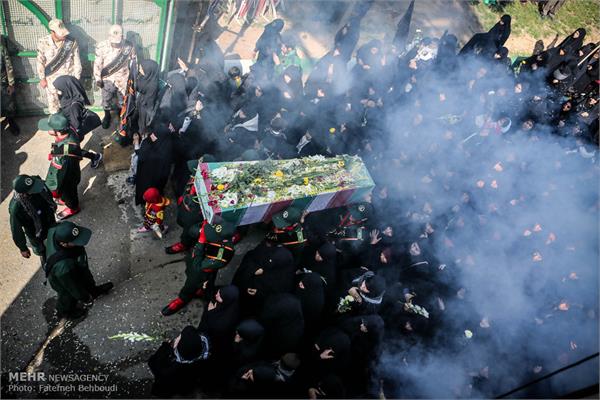 مراسم تشییع پیکر دو شهید گمنام در دانشکده شهید مطهری بسیج 14