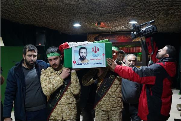 وداع با پیکر مطهر بسیجی تازه تفحص شده "محمدرضا خانه عنقا" - 8 بهمن 1403 9