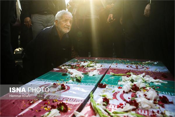 تشییع پیکر دو شهید گمنام در بوستان شقایق - خانی‌آباد تهران 13