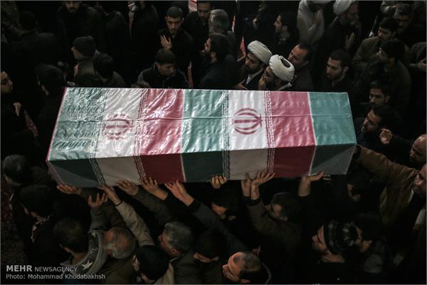 مراسم تشییع و تدفین پیکر دو شهید گمنام در مدرسه علمیه مروی 9