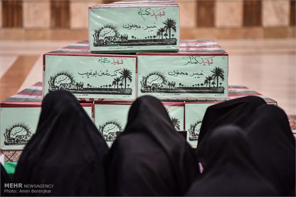 دیدار خانواده شهید طبائی با فرزندشان بعد از 33 سال 23