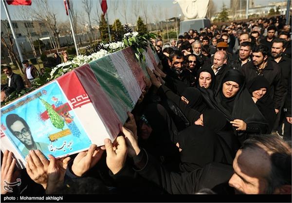 تشییع پیکر پاک شهید سعید حیدری 15