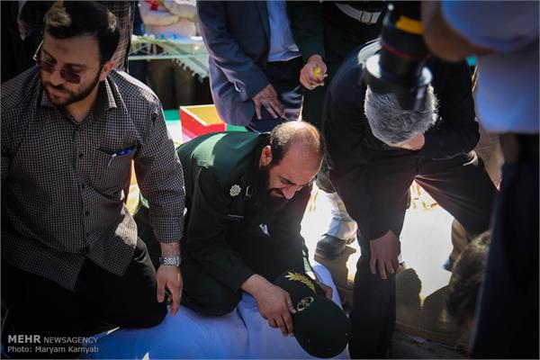 تشییع پیکر شهید گمنام در دهکده مقاومت تهران 14