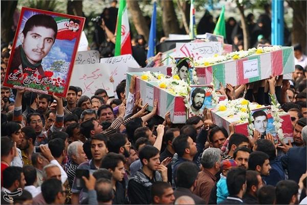 تشییع و خاکسپاری 5 شهید گمنام در استان اصفهان 3