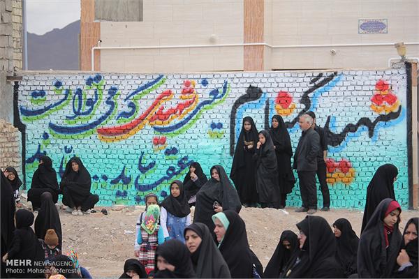 مراسم تشییع شهدای گمنام در سالروز شهادت حضرت زهرا(س) در بیرجند 23