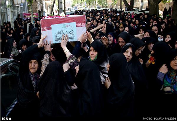 تشییع و خاکسپاری دو شهید گمنام در استان همدان 13