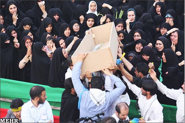 تشییع و خاکسپاری شهید گمنام در یزد