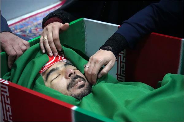 وداع با پیکر مطهر شهید مدافع وطن علی کبودوندی - 21 اردیبهشت 1403 5