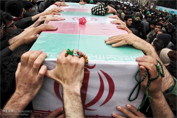 تشییع پیکر یازده شهید دفاع مقدس در مشهد 16