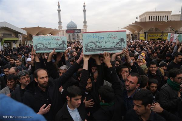 مراسم تشییع ۵ شهید گمنام و ۳ شهید مدافع حرم در قم 1