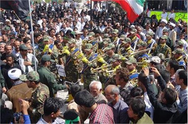 تشییع و خاکسپاری شهدای گمنام در اهرم تنگستان