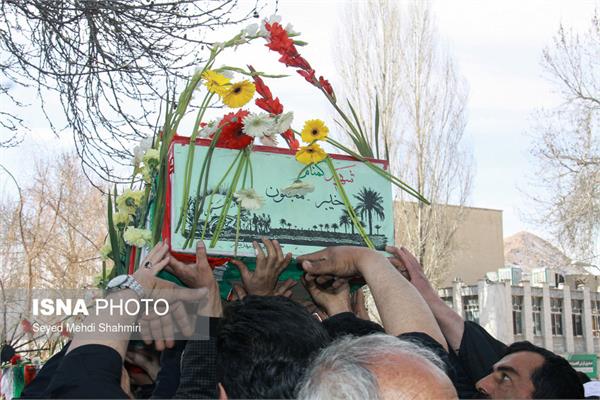 تشییع پیکر شهدای دفاع مقدس در کشور 48