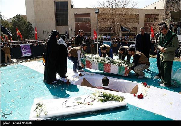 تشییع پیکر شهید گمنام ۱۸ساله - البرز 30