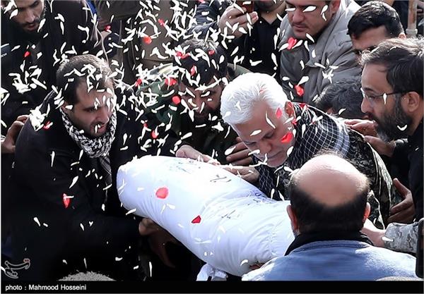 تشییع و تدفین پیکر دو شهید گمنام در شهرک مشیریه 5