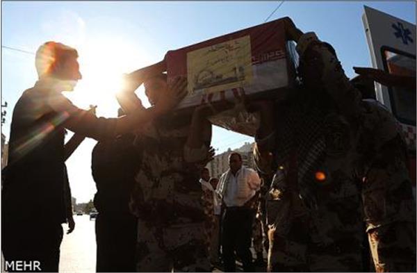 تشییع و تدفین شهدای گمنام در بندر عباس