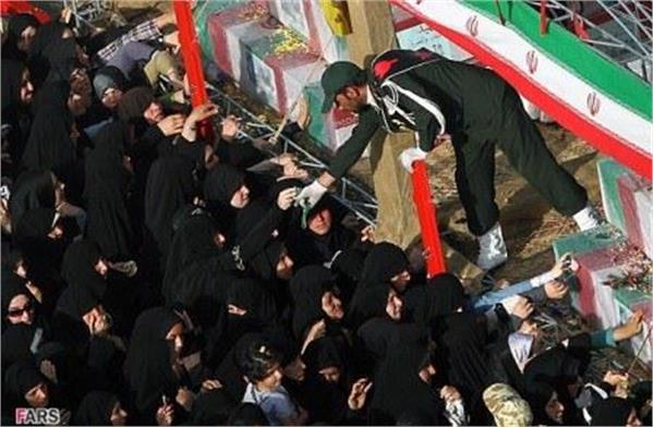 تشییع شهدای دوران دفاع مقدس در شهر قم