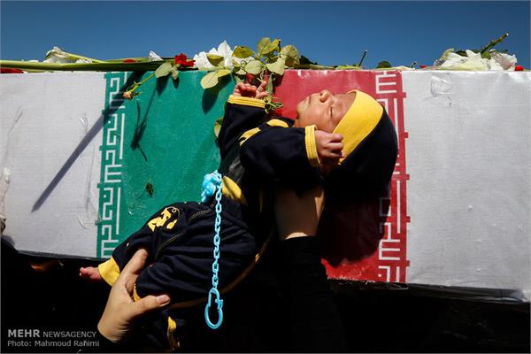 تشییع پیکر شهید گمنام در ستاد یگان صابرین سپاه 13