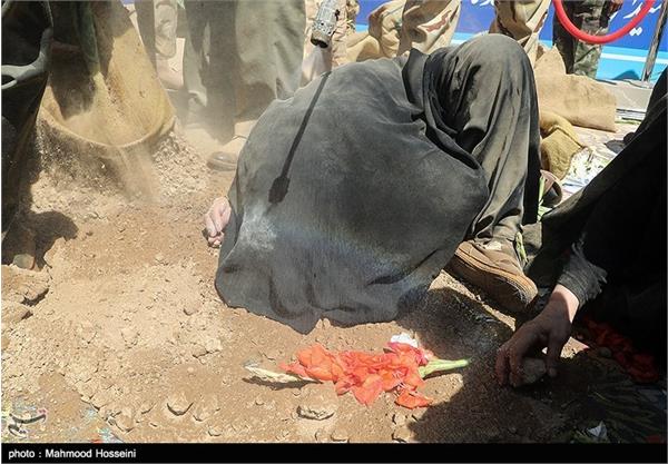 تشییع و تدفین پیکر شهید گمنام در ستاد دژبان کل ارتش 10