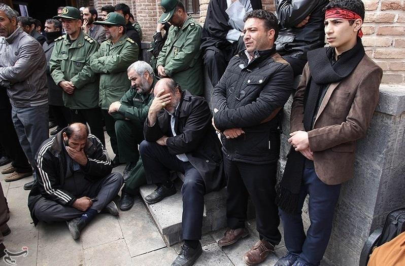 تشییع و خاکسپاری دو شهید گمنام در اردبیل 1