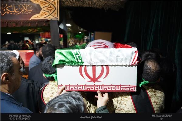 وداع با پیکرهای مطهر شهیدان آیت‌الله علی رازینی و حجت‌الاسلام محمد مقیسه - 30 دی 1403 1