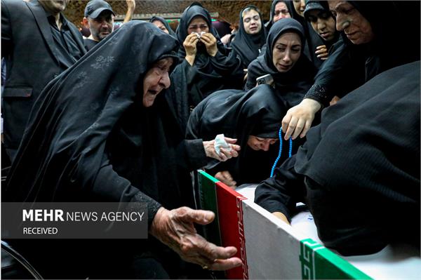 وداع با پیکر مطهر شهید تازه شناسایی شده سید محسن غریبیان - 29 مرداد 1403 21
