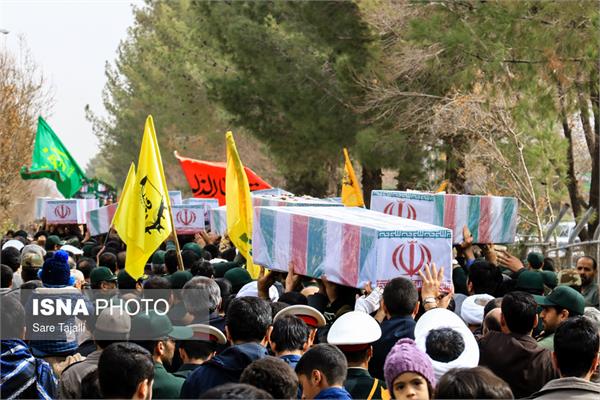 تشییع پیکر مطهر 20 شهید دوران دفاع مقدس ـ کرمان 15