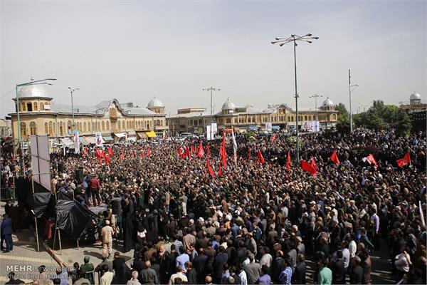 تشییع پیکر سردار شهید علیرضا شمسی‌پور 17