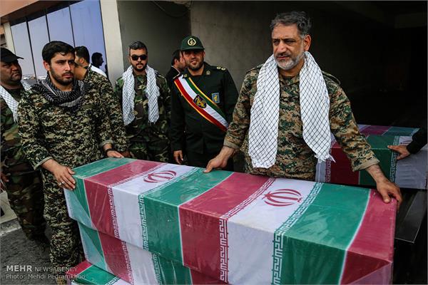 ورود پیکر ۱۸ شهید گمنام دفاع مقدس از طریق فرودگاه اهواز 3