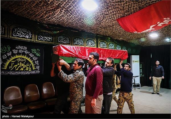 دیدار خانواده شهید تازه تفحص شده مهدی سیفی با پیکر وی 20