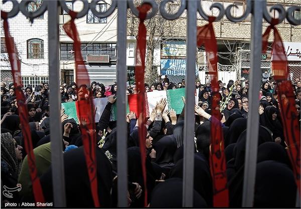 تشییع و تدفین شهید گمنام ۱۹ ساله در کرج 20