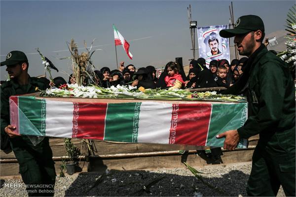 مراسم تشییع پیکر دو شهید گمنام در دانشکده شهید مطهری بسیج 26